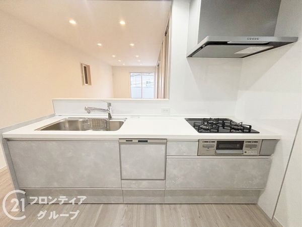 京都市伏見区横大路下三栖山殿　新築一戸建て