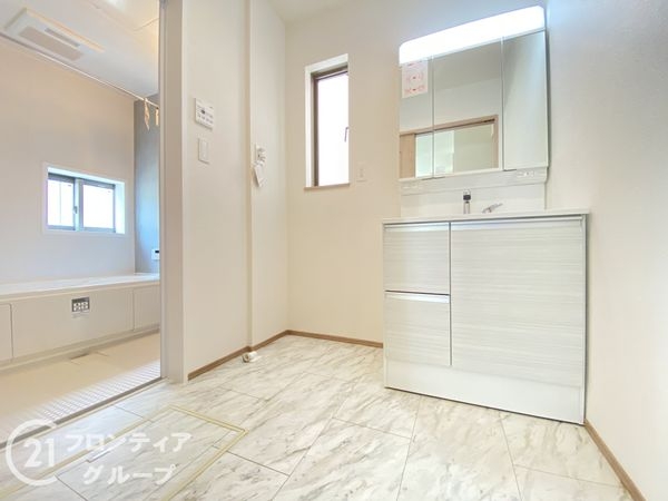 長岡京市滝ノ町２丁目　新築一戸建て　1号棟
