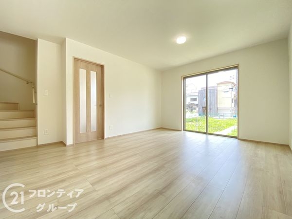 長岡京市滝ノ町２丁目　新築一戸建て　1号棟