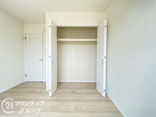 長岡京市滝ノ町２丁目　新築一戸建て　2号棟