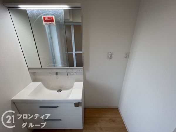 京都市伏見区深草フチ町　新築一戸建て
