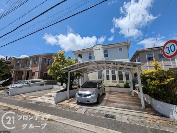 大津市比叡平２丁目の中古一戸建て