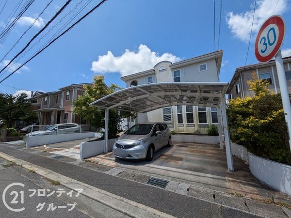 大津市比叡平２丁目の中古一戸建て