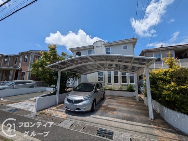 大津市比叡平２丁目の中古一戸建て