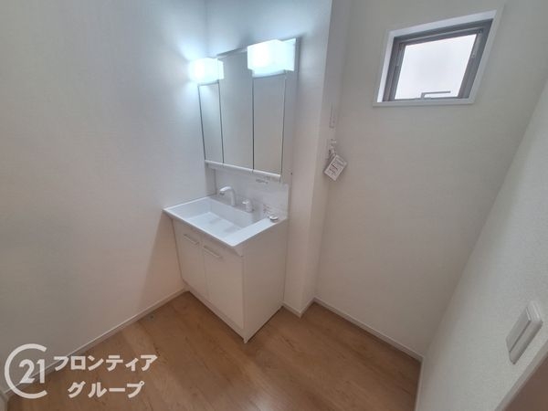 城陽市寺田宮ノ平 新築一戸建て 1号地(洗面台・洗面所)