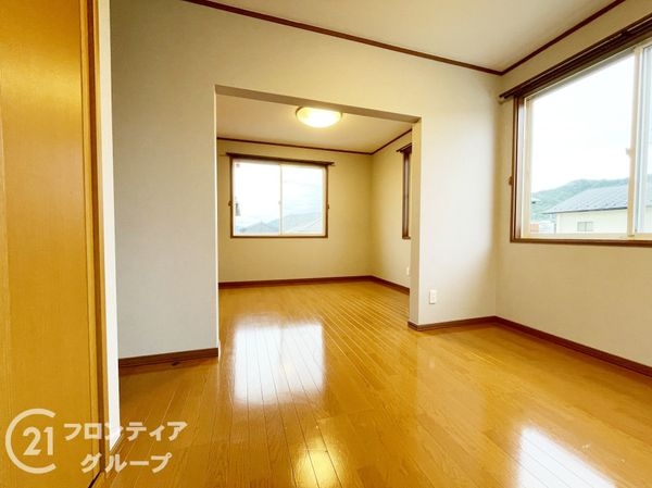 宇治市木幡御蔵山の中古一戸建て
