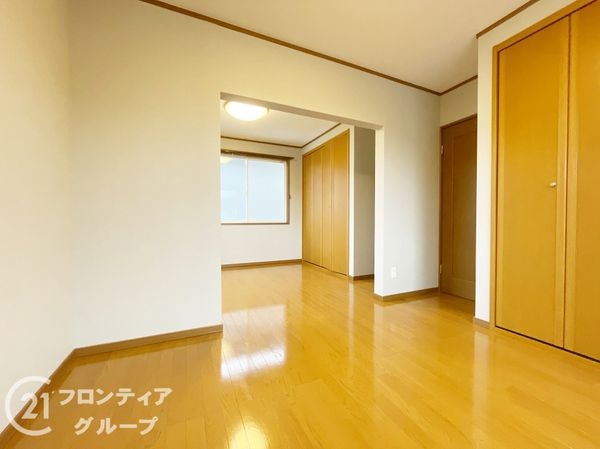 宇治市木幡御蔵山の中古一戸建て