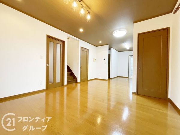 宇治市木幡御蔵山の中古一戸建て