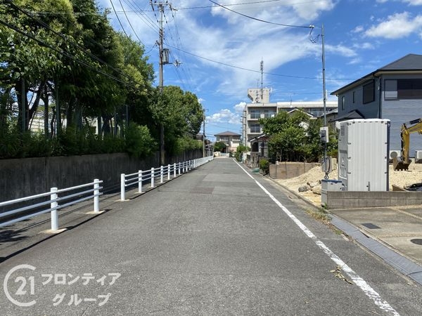 八幡市男山松里　新築一戸建て　第３　１号棟