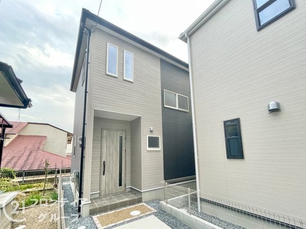 八幡市男山松里　新築一戸建て　第３　２号棟