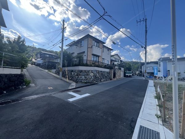 京都市山科区北花山市田町　新築一戸建て　第１　１３号棟