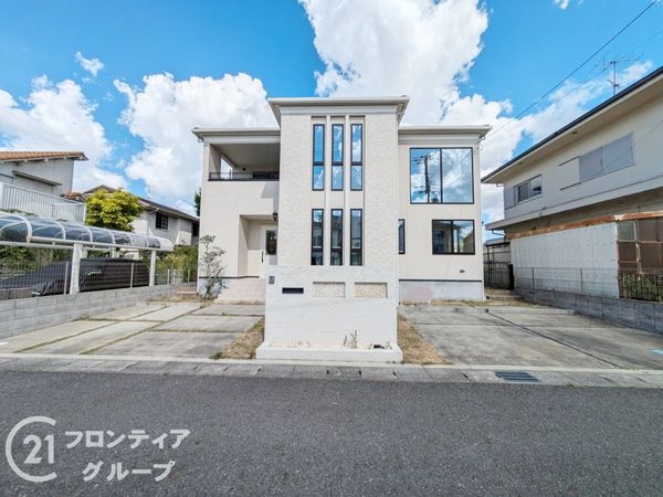 大津市比叡平１丁目の中古一戸建て