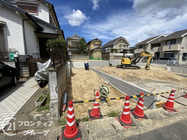 京都市伏見区深草大亀谷万帖敷町　新築一戸建て　５期　２号地