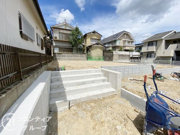 京都市伏見区深草大亀谷万帖敷町　新築一戸建て　５期　２号地