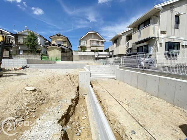 京都市伏見区深草大亀谷万帖敷町　新築一戸建て　５期　１号地