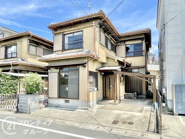 久世郡久御山町市田鈴間　中古一戸建て