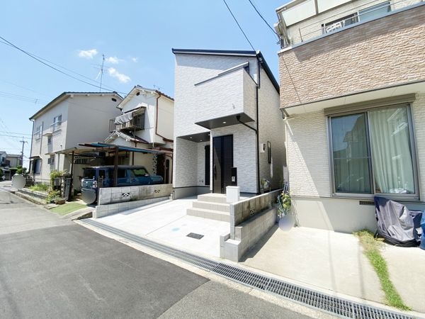 城陽市久世里ノ西　新築一戸建て