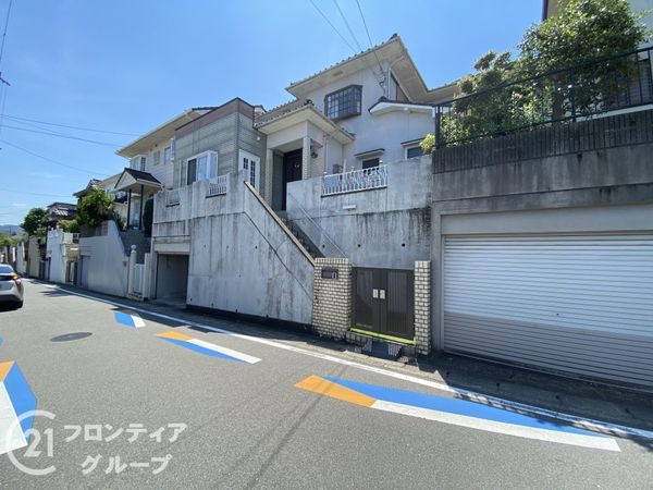 宇治市天神台３丁目の中古一戸建て