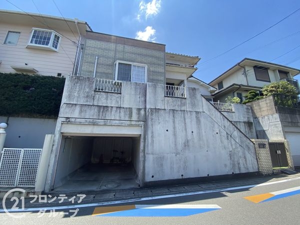 宇治市天神台３丁目の中古一戸建て