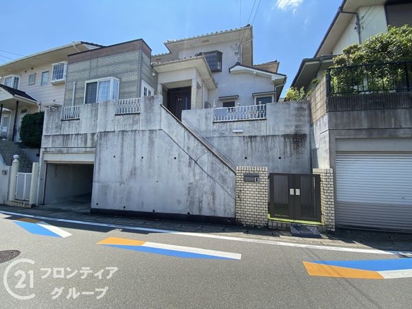 宇治市天神台３丁目の中古一戸建て
