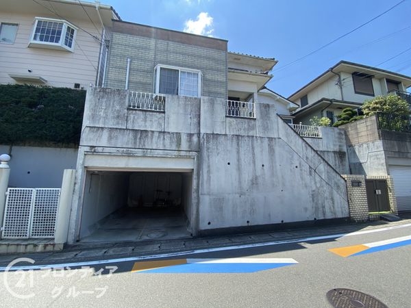 宇治市天神台３丁目の中古一戸建て