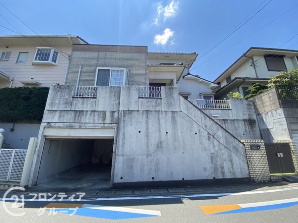 宇治市天神台３丁目の中古一戸建て