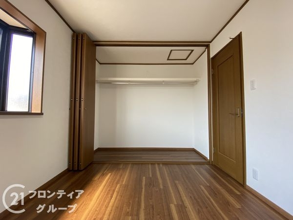 京都市伏見区深草大亀谷東寺町の中古一戸建て