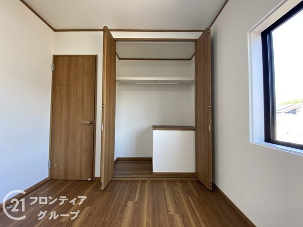 京都市伏見区深草大亀谷東寺町の中古一戸建て
