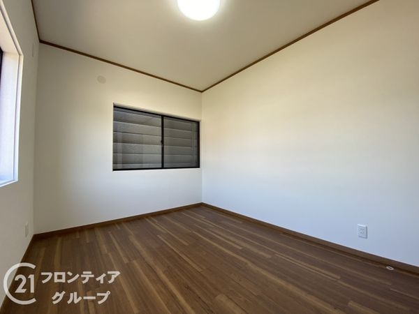 京都市伏見区深草大亀谷東寺町の中古一戸建て