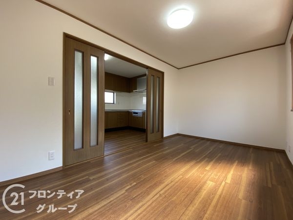 京都市伏見区深草大亀谷東寺町の中古一戸建て