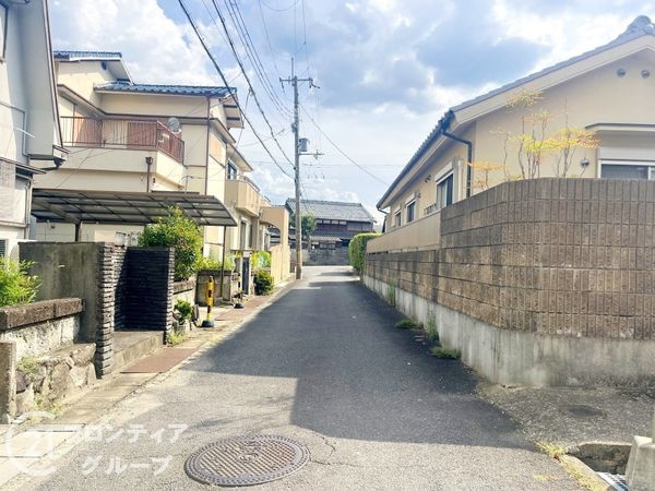 八幡市八幡長田　新築一戸建て　１号棟