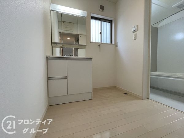 宇治市明星町１丁目の中古一戸建て