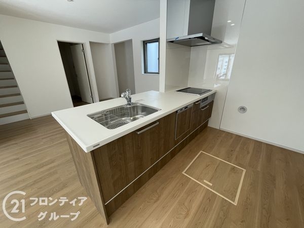 城陽市枇杷庄島ノ宮　新築一戸建て　１期　全１区画