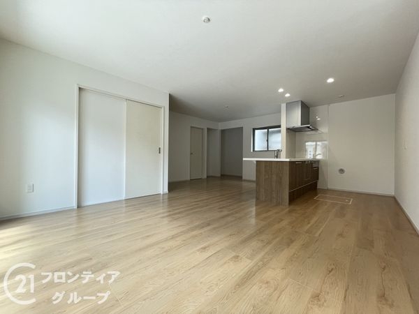 城陽市枇杷庄島ノ宮　新築一戸建て　１期　全１区画