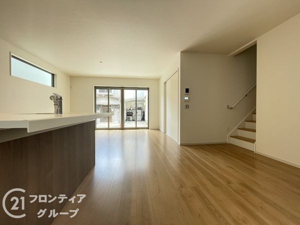 城陽市枇杷庄島ノ宮　新築一戸建て　１期　全１区画