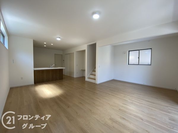京都市山科区御陵封ジ山町　新築一戸建て　1期　１号棟