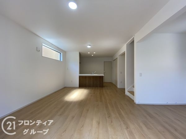 京都市山科区御陵封ジ山町　新築一戸建て　1期　１号棟