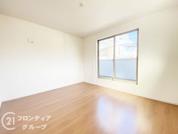 長岡京市一文橋２丁目　新築一戸建て　２期　１号地