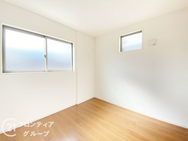 長岡京市一文橋２丁目　新築一戸建て　２期　１号地