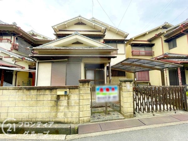 城陽市富野池ノ内　中古一戸建て