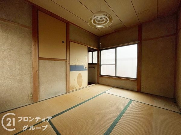 城陽市富野池ノ内の中古一戸建て