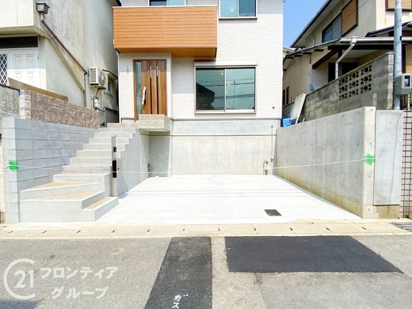 京都市山科区四ノ宮小金塚　新築一戸建て
