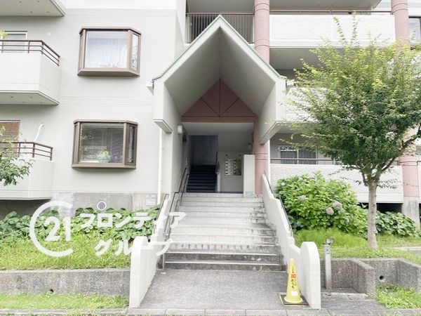 ヴェルディール仰木第３号棟　中古マンション
