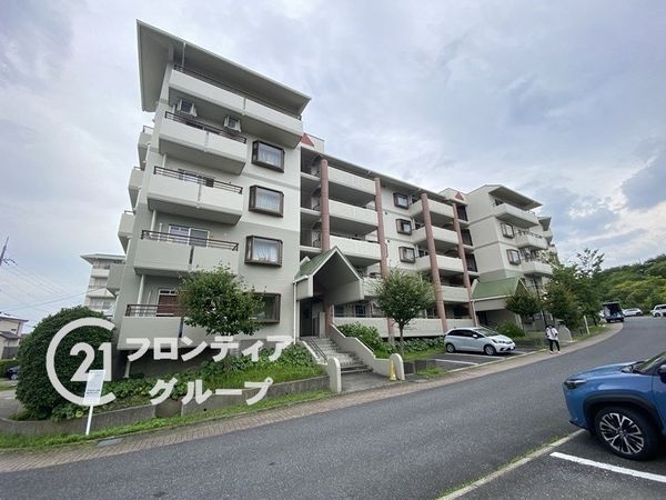 ヴェルディール仰木第３号棟　中古マンション