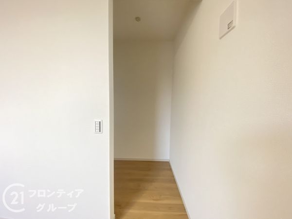 向日市鶏冠井町沢ノ東　新築一戸建て