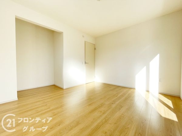 京都市伏見区向島庚申町　新築一戸建て　３期　１号棟
