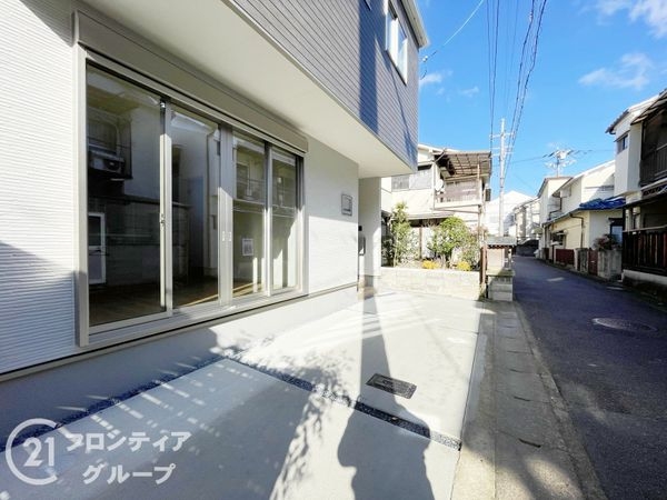 京都市伏見区向島庚申町　新築一戸建て　３期　１号棟