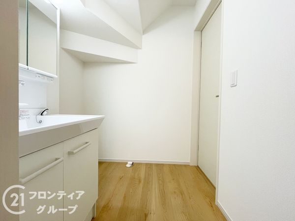 京都市伏見区向島庚申町　新築一戸建て　３期　１号棟