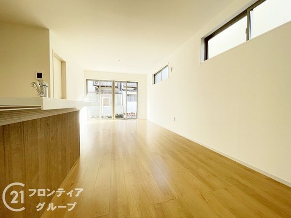 京都市伏見区向島庚申町　新築一戸建て　３期　１号棟