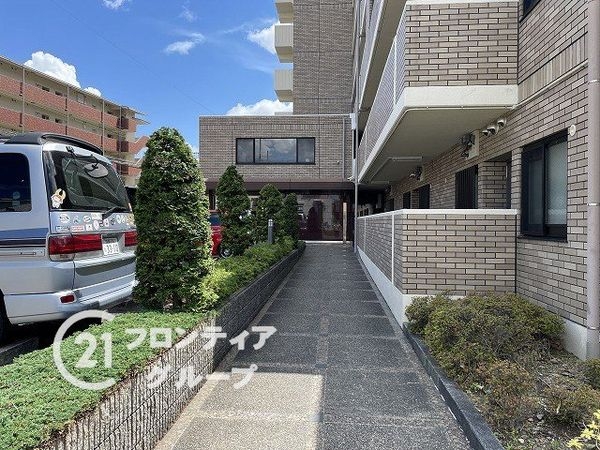 グラン・ドマーレ久津川　中古マンション